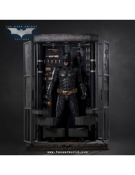 The Dark Knight Estatua tamaño real Batman Ultimate Edition 207 cm