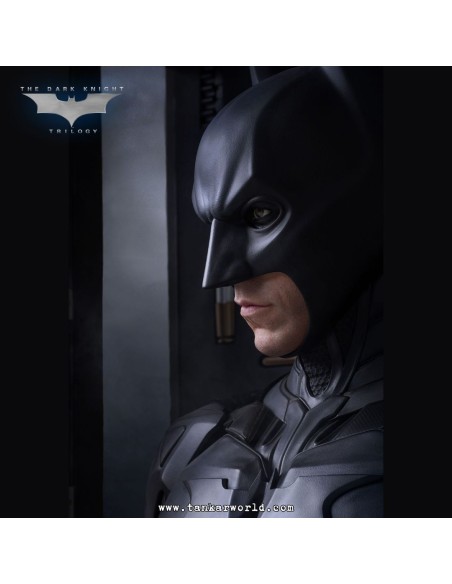 The Dark Knight Estatua tamaño real Batman Ultimate Edition 207 cm