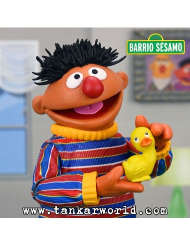 Epi / Ernie Sesame Street Figura Articulada Ultimate NECA 18 cm