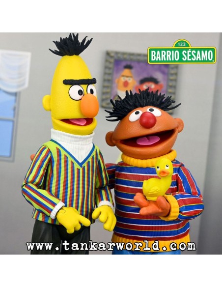 Epi / Ernie Sesame Street Figura Articulada Ultimate NECA 18 cm