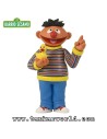 Barrio Sésamo Figura Toony Classics Ernie 15 cm NECA